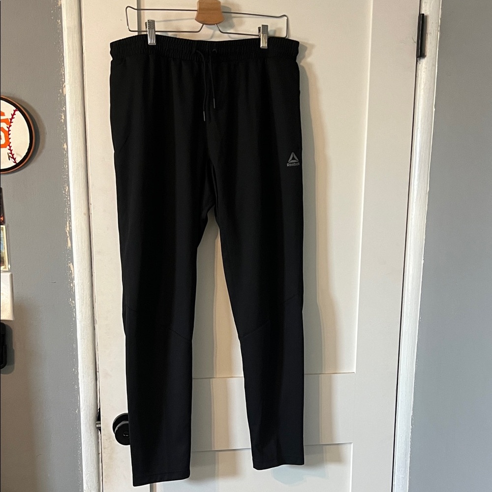 Reebok Black Men's Joggers